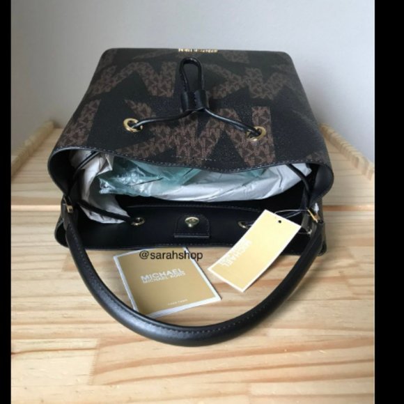 Michael Kors Backpack/purse - Picture 10 of 12